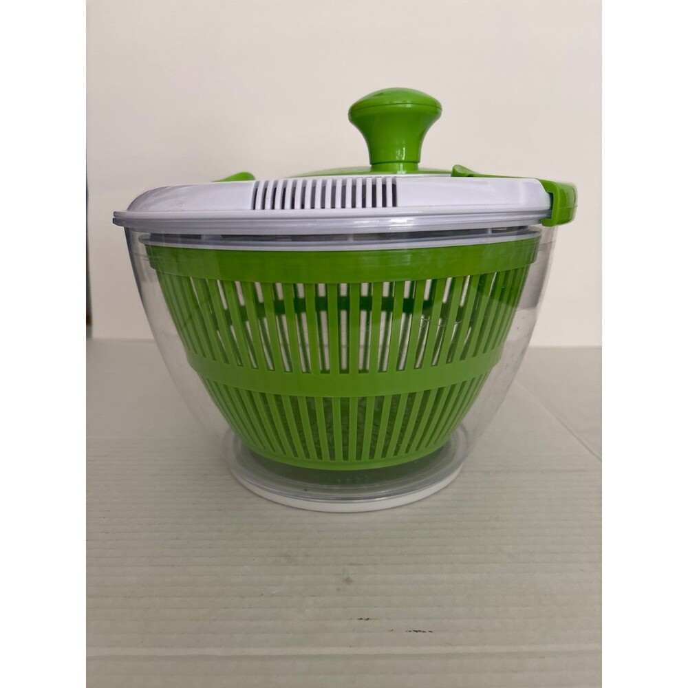 Cuisinart Salad Spinner - 5 Quart Capacity wash and rinse greens and vegetables